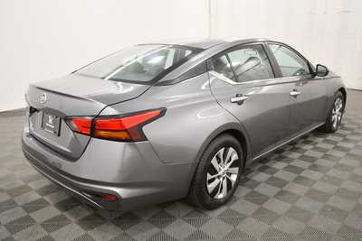 2021 Nissan Altima, $16999. Photo 7