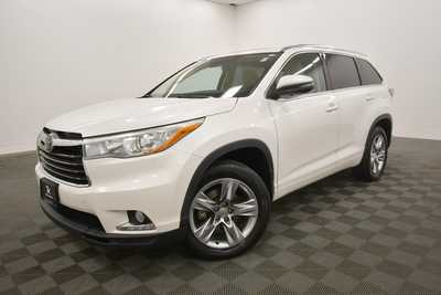 2015 Toyota Highlander, $17999. Photo 2
