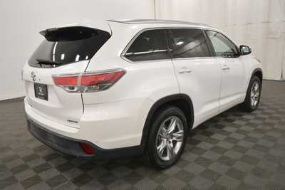 2015 Toyota Highlander, $17999. Photo 8