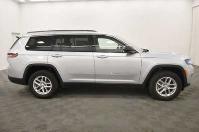 2023 Jeep Grand Cherokee L, $28499. Photo 9
