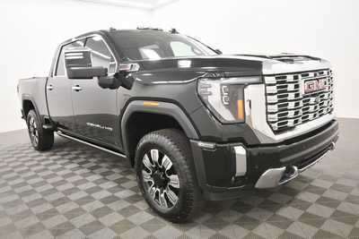2024 GMC 2500 Crew Cab, $74999. Photo 10