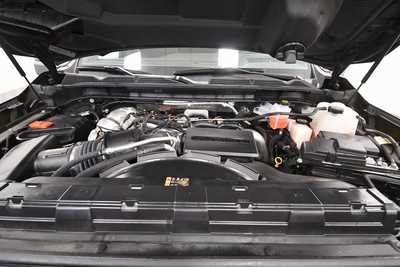 2024 GMC 2500 Crew Cab, $74999. Photo 12