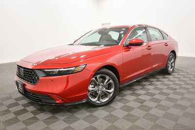 2023 Honda Accord, $29999. Photo 2