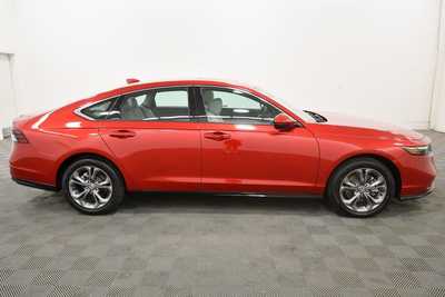 2023 Honda Accord, $29999. Photo 8