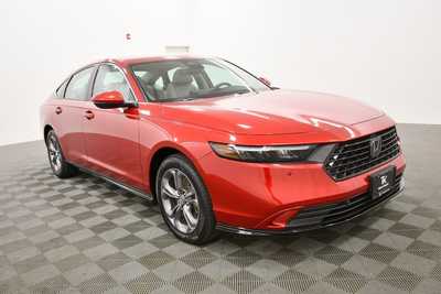 2023 Honda Accord, $29999. Photo 9