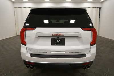 2022 GMC Yukon, $55999. Photo 6