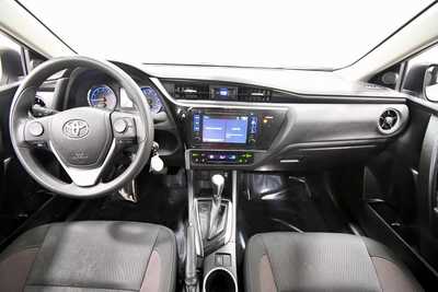 2017 Toyota Corolla, $11999. Photo 3