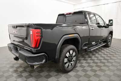 2024 GMC 2500 Crew Cab, $71999. Photo 8