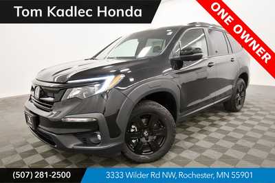 2022 Honda Pilot, $36999. Photo 1