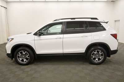 2023 Honda Passport, $33899. Photo 4