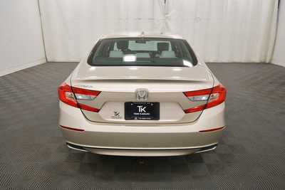 2018 Honda Accord, $21999. Photo 6