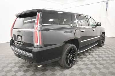 2019 Cadillac Escalade ESV, $26999. Photo 8