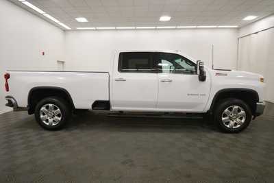2023 Chevrolet 2500 Crew Cab, $59999. Photo 9