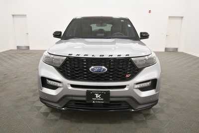 2021 Ford Explorer, $37999. Photo 11