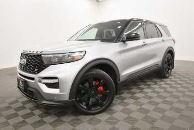 2021 Ford Explorer, $37999. Photo 2