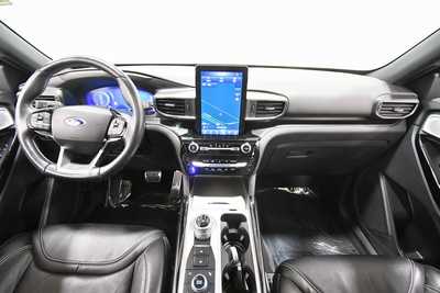 2021 Ford Explorer, $37999. Photo 3