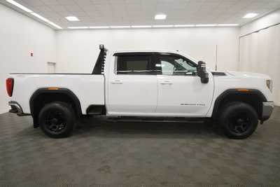 2021 GMC 2500 Crew Cab, $44999. Photo 9
