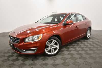 2015 Volvo S60, $8999. Photo 2