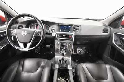 2015 Volvo S60, $8999. Photo 3