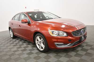 2015 Volvo S60, $8999. Photo 9