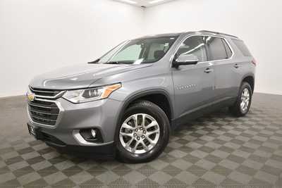 2020 Chevrolet Traverse, $19999. Photo 2