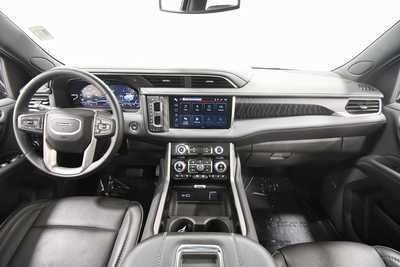 2023 GMC Yukon XL, $67999. Photo 3