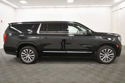 2023 GMC Yukon XL, $67999. Photo 9