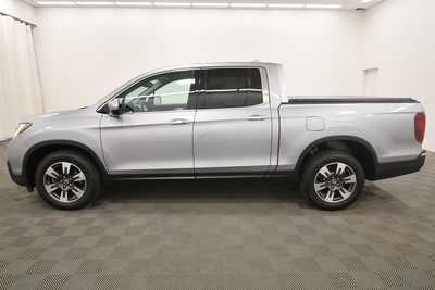 2019 Honda Ridgeline, $23499. Photo 4