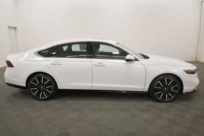 2023 Honda Accord, $31999. Photo 9