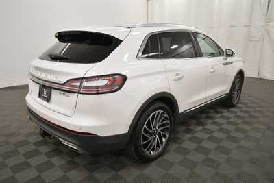 2019 Lincoln Nautilus, $17999. Photo 8