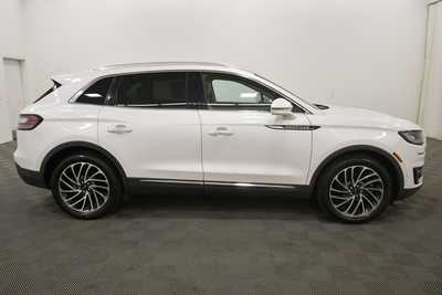 2019 Lincoln Nautilus, $17999. Photo 9