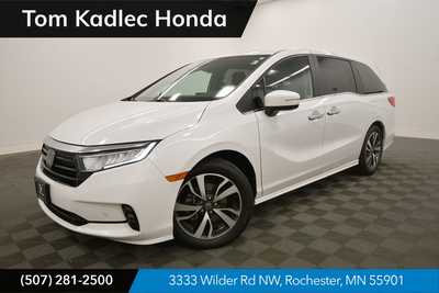 2023 Honda Odyssey, $37999. Photo 1