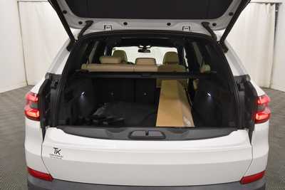 2022 BMW X5, $41999. Photo 7