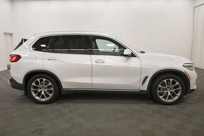 2022 BMW X5, $41999. Photo 9