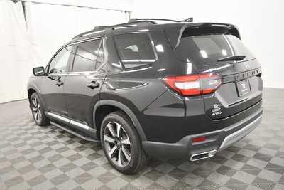 2023 Honda Pilot, $44999. Photo 5
