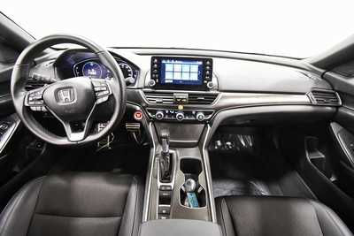 2022 Honda Accord, $25499. Photo 3