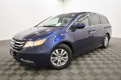 2016 Honda Odyssey, $18499. Photo 2