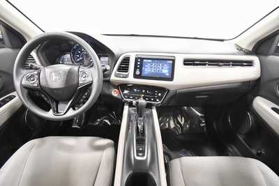 2019 Honda HR-V, $16999. Photo 3