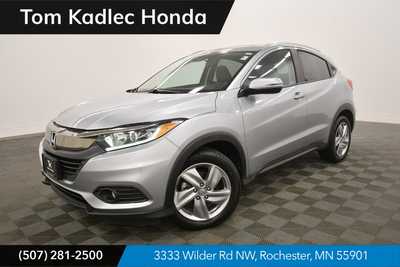 2019 Honda HR-V, $16999. Photo 1