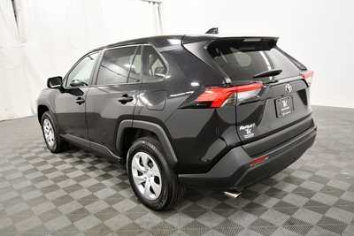 2024 Toyota RAV4, $26299. Photo 5