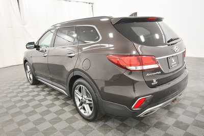 2017 Hyundai Santa Fe, $11999. Photo 5