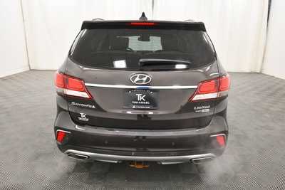 2017 Hyundai Santa Fe, $11999. Photo 6