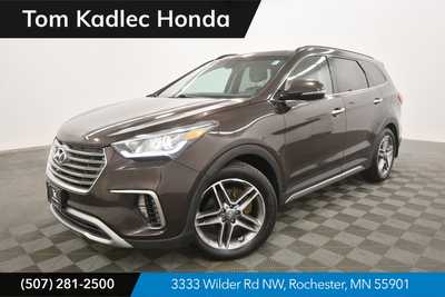 2017 Hyundai Santa Fe, $11999. Photo 1