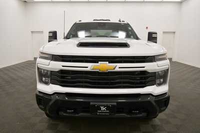 2024 Chevrolet 2500 Crew Cab, $55699. Photo 11