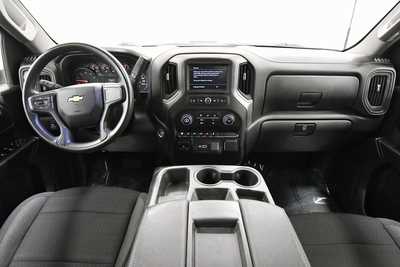 2024 Chevrolet 2500 Crew Cab, $55699. Photo 3