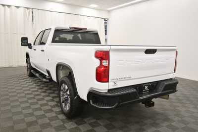 2024 Chevrolet 2500 Crew Cab, $55699. Photo 5