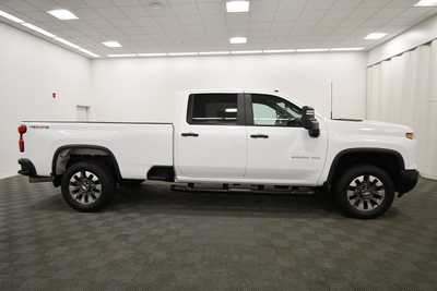 2024 Chevrolet 2500 Crew Cab, $55699. Photo 9