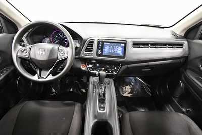 2022 Honda HR-V, $21999. Photo 3