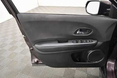 2022 Honda HR-V, $21999. Photo 8
