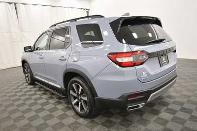 2023 Honda Pilot, $39999. Photo 4